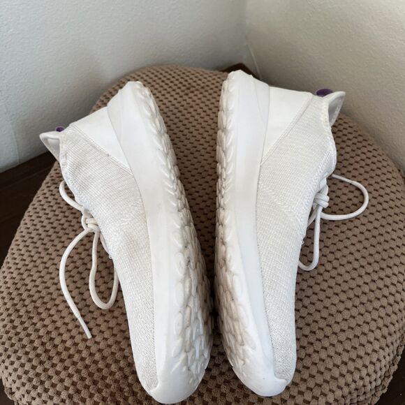 STQ Womens Slip On Sneakers Orthopedic Tennis Gym Sneaker, White & Lilac- Sz 9.5 - Picture 8 of 9